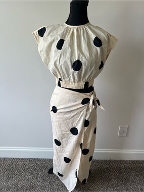 Future Collective Jenny K Lopez Cream and Black Polka Dot Wrap Skirt Set XS/00